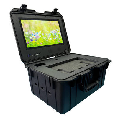 acheter 15.6 pouces FHD Display Portable PC robuste avec IP65 étanche à l'eau et à choc Station de voyage pour une utilisation en extérieur fabrication en ligne
